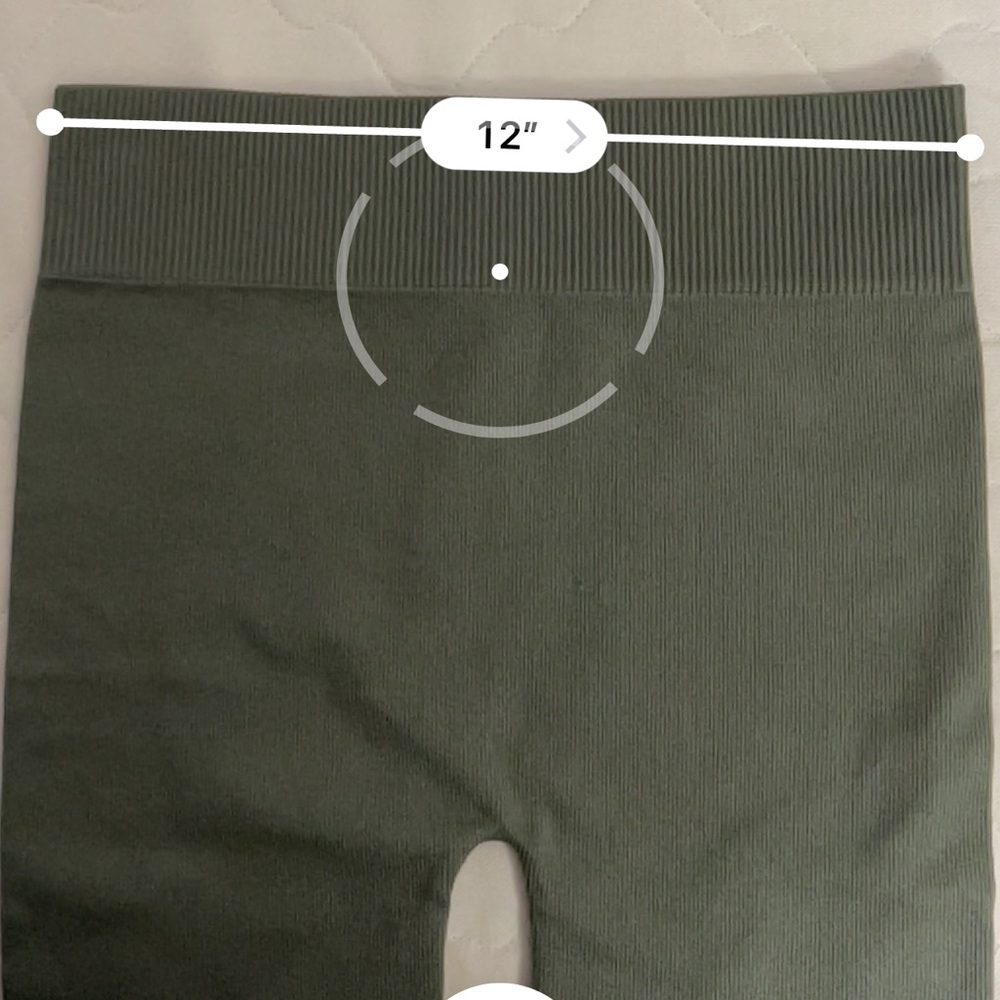 Bozzolo Brand Bike Shorts Wide Waistband Size Small NWT - Picture 6 of 8